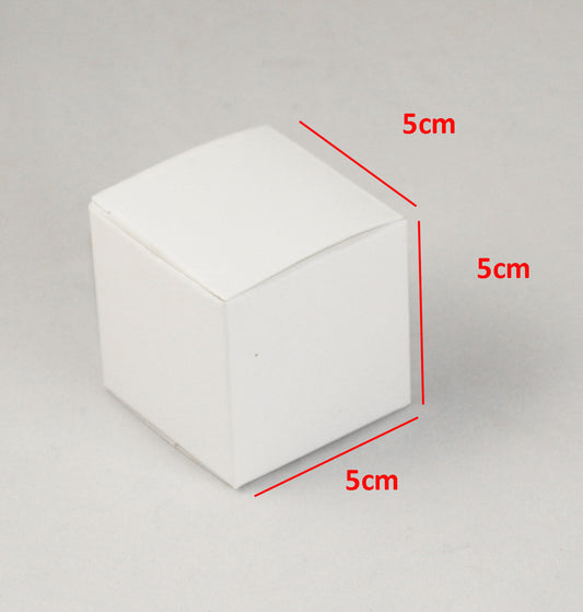 100 Pack of White 5cm Square Cube Card Gift Box - Folding Packaging Small rectangle/square Boxes for Wedding Jewelry Gift Party Favor Model Candy Chocolate Soap Box
