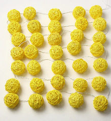 1 Set of Yellow 5cm Rattan Cane 50 Ball Battery Power LONG 5m String Lights Christmas Gift Home Wedding Party Bedroom Decoration Table Centrepiece