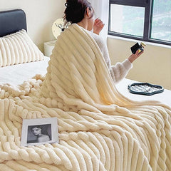 Plush Blanket Leisure Blanket Autumn Winter Warm Nap Throw Soft Cozy - Khaki-150x200cm