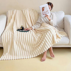 Plush Blanket Leisure Blanket Autumn Winter Warm Nap Throw Soft Cozy - Khaki-150x200cm