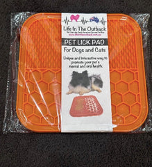 1x LIFE IN THE OUTBACK PET LICK PAD - Orange