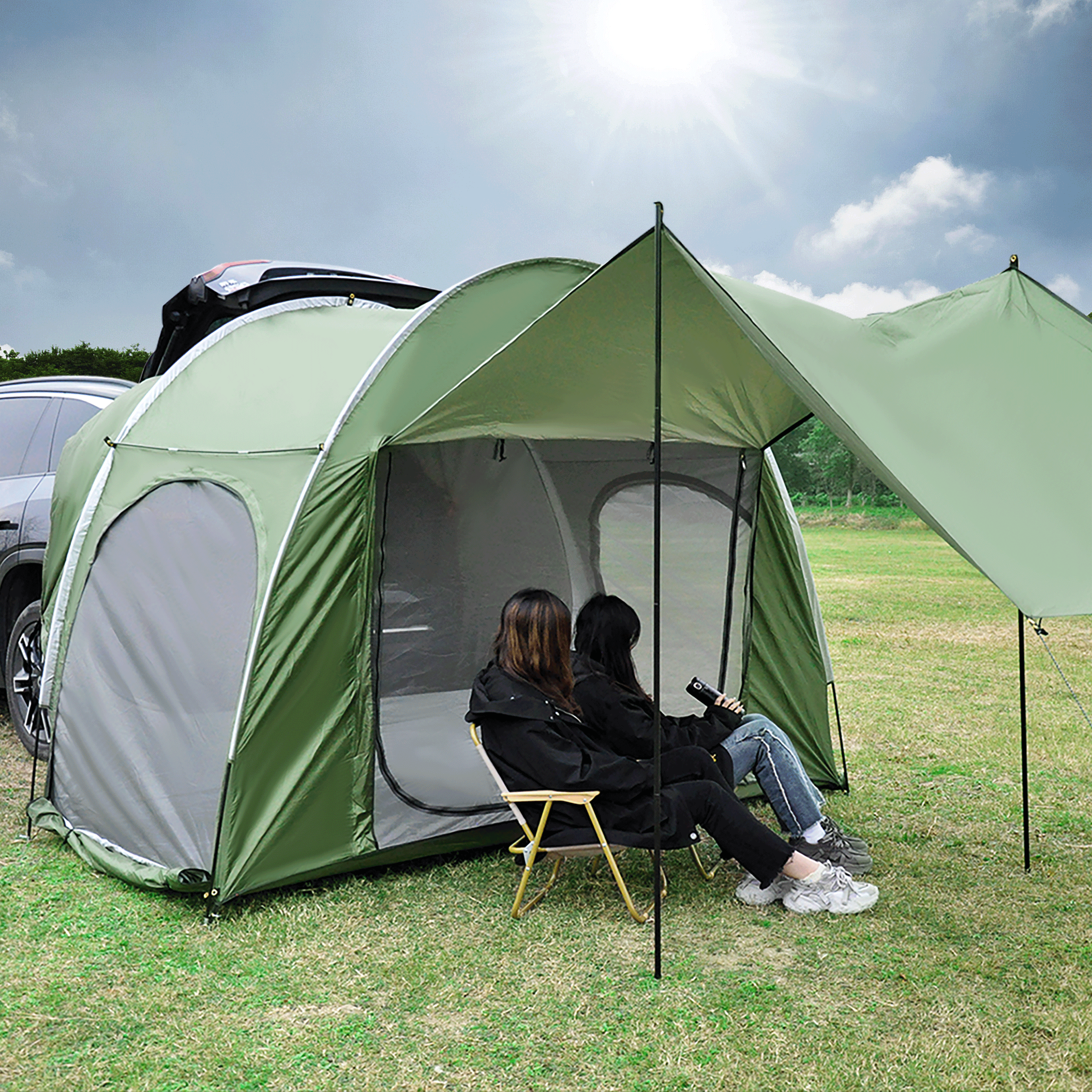 Car Rear Tent Hatchback Tents Waterproof Windproof Tailgate Extension with Awning Shade for 4-6 Persons Camping Gatherings Universal Fit Most SUV/Van/MPV/CUV