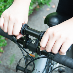 Child Bike Seat Handlebar Combos Front Mounted for Children Aged 2~5 Years Up to 22kg Fits Most Adult Modern Mountain Bikes Adjustable for Comfort