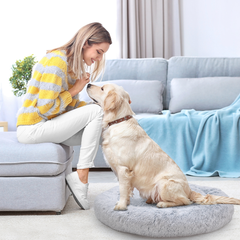 Round Plush Donut Pet Bed Soft Warm Calming Bed Removable and Washable Fluffy Cushion Sleeping Kennel for Dogs and Cats 90cm in Diameter Light Grey