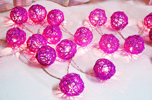 1 Set of Pink 5cm Rattan Cane 50 Ball Battery Powered LONG 5m String Lights Christmas Gift Home Wedding Party Bedroom Decoration Table Centrepiece