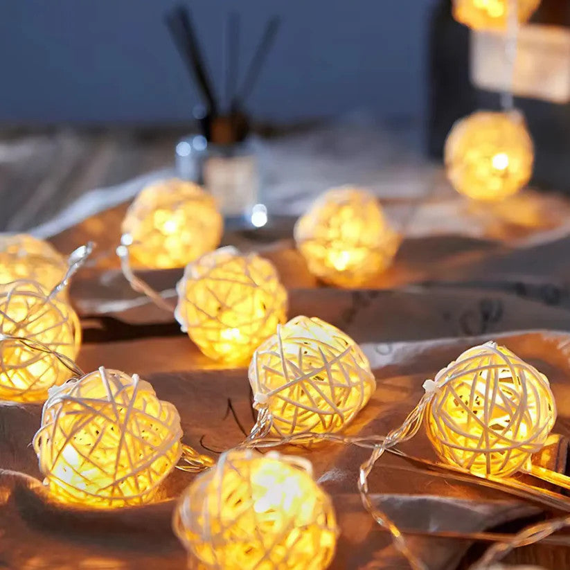 1 Set of Yellow 5cm Rattan Cane 20 Ball Battery Power 3m String Lights Christmas Gift Home Wedding Party Bedroom Decoration Table Centrepiece